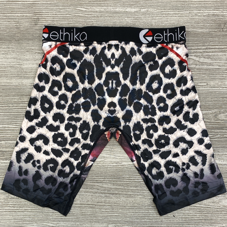 
                  
                    Ethika-fyre kat boxers
                  
                