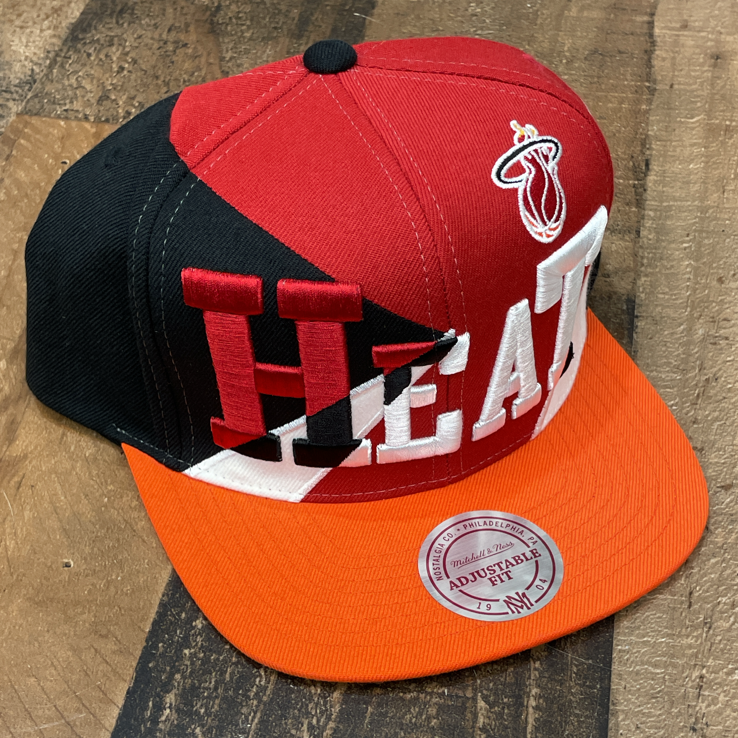 Mitchell & Ness- nba multiply SnapBack HWC