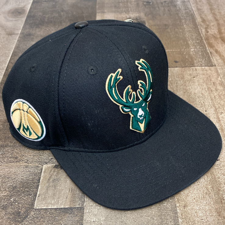 Pro max- Bucks SnapBack